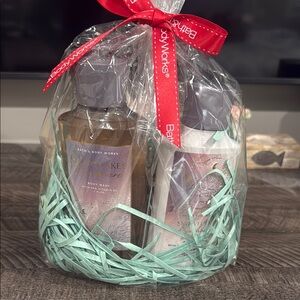 Bath & Body Works Cream Body Wash Gift Set